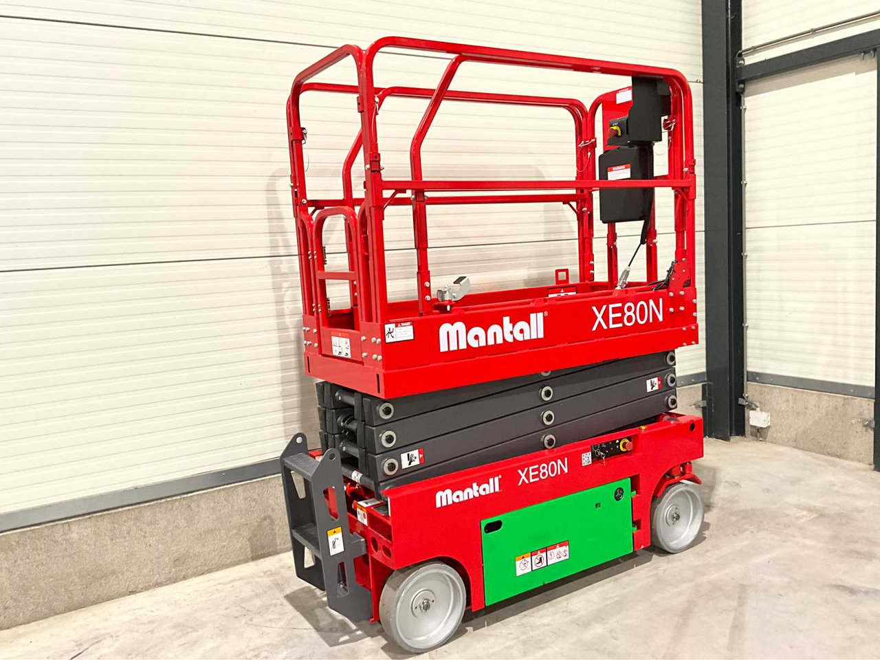 Mantall XE80N - Platvorm: pilt 1 Mantall XE80N - Platvorm: pilt 1