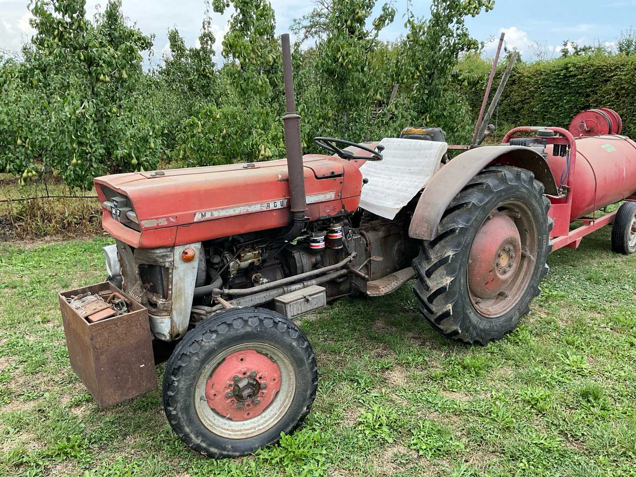 Massey Ferguson 135 - Traktor: pilt 1 Massey Ferguson 135 - Traktor: pilt 1