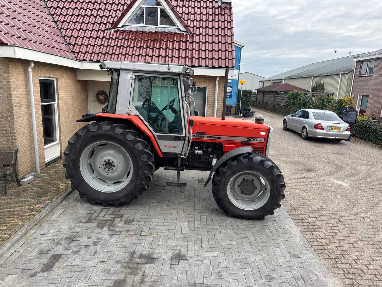 Massey-Ferguson 3095 datatronic - Traktor: pilt 4 Massey-Ferguson 3095 datatronic - Traktor: pilt 4