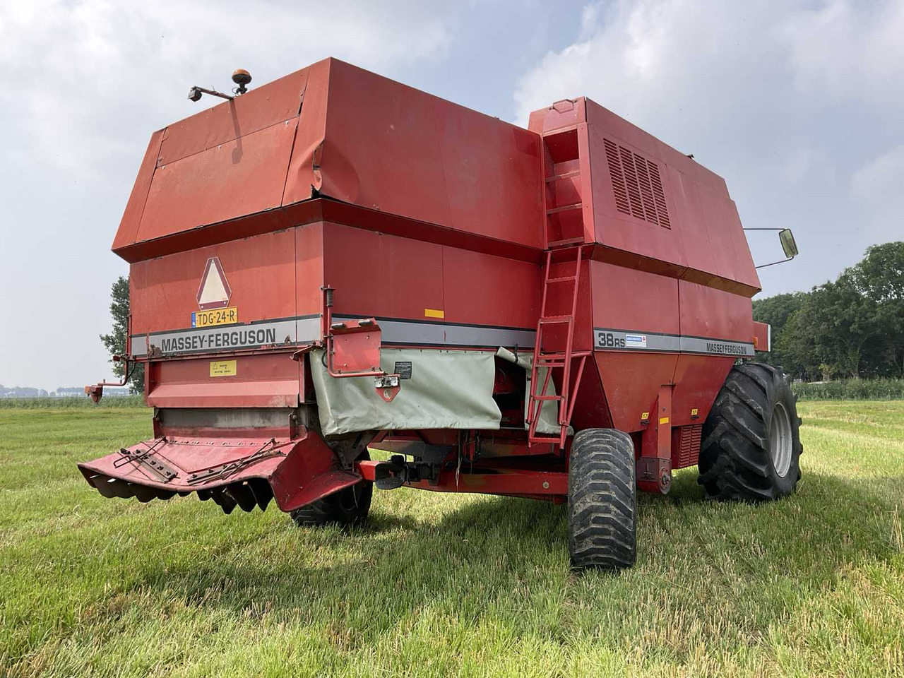 Massey Ferguson 38 RS - Kombain: pilt 3 Massey Ferguson 38 RS - Kombain: pilt 3