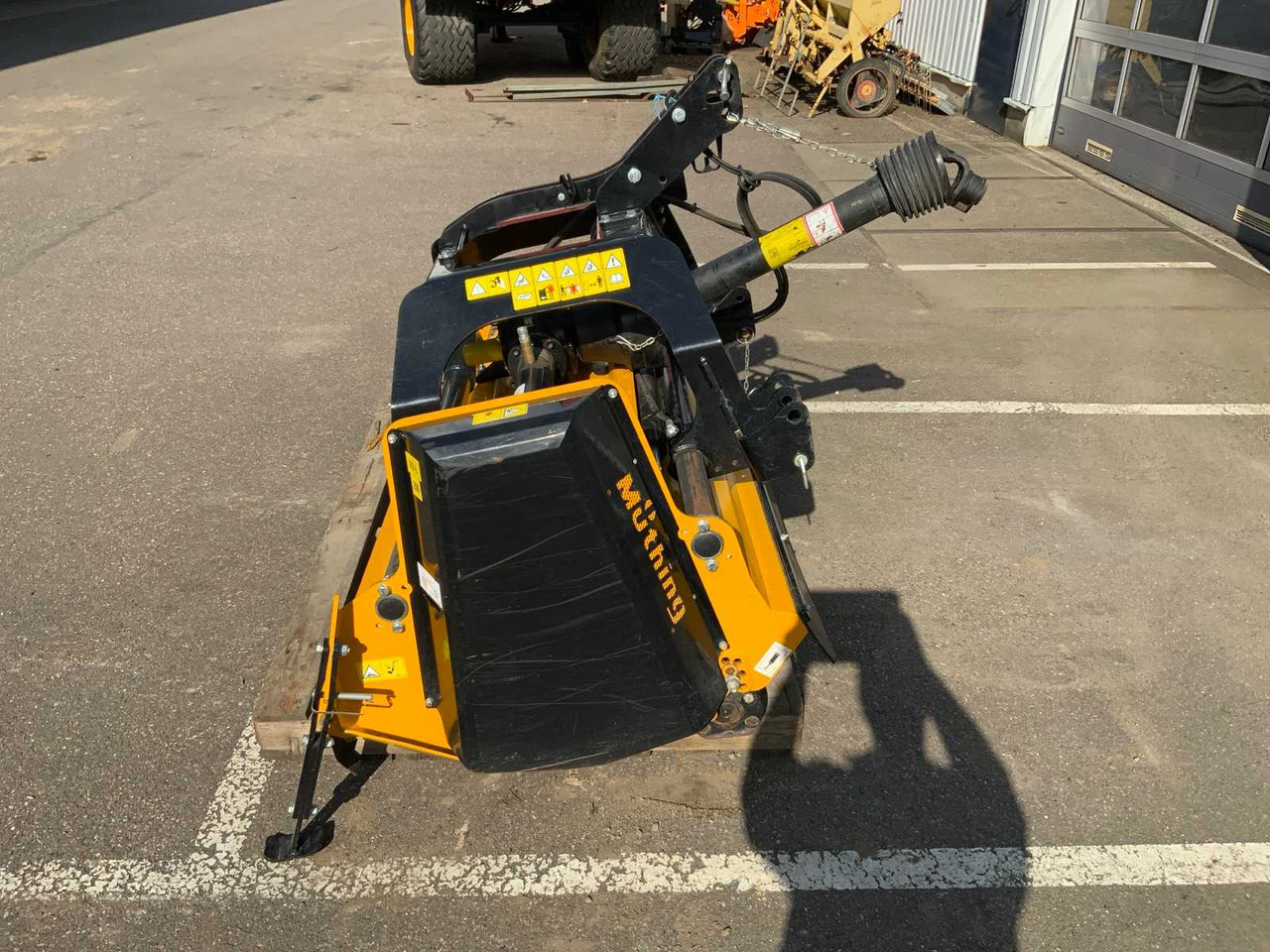 Muthing MU-L 200 - Hooldusniiduk: pilt 4 Muthing MU-L 200 - Hooldusniiduk: pilt 4