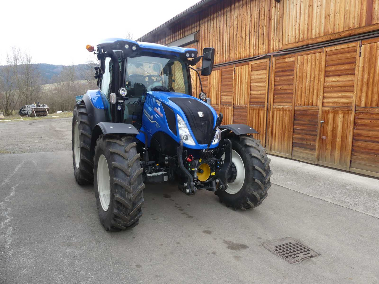 NEW HOLLAND T5.110 DC - Traktor: pilt 4 NEW HOLLAND T5.110 DC - Traktor: pilt 4