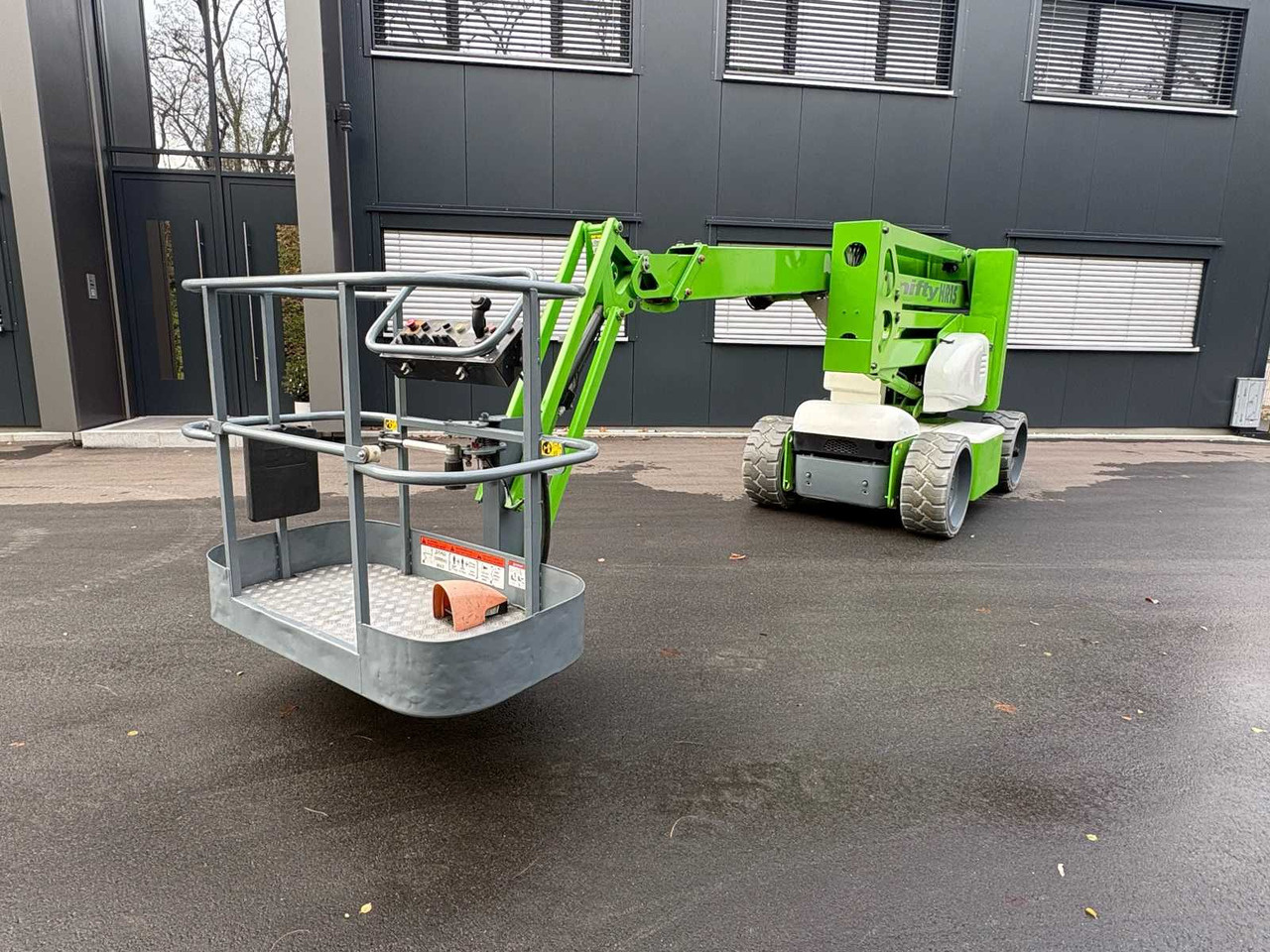 NIFTYLIFT HR15 NE - ARTICULATED TELESCOPIC BOOM LIFT (2008) - Platvorm: pilt 5 NIFTYLIFT HR15 NE - ARTICULATED TELESCOPIC BOOM LIFT (2008) - Platvorm: pilt 5