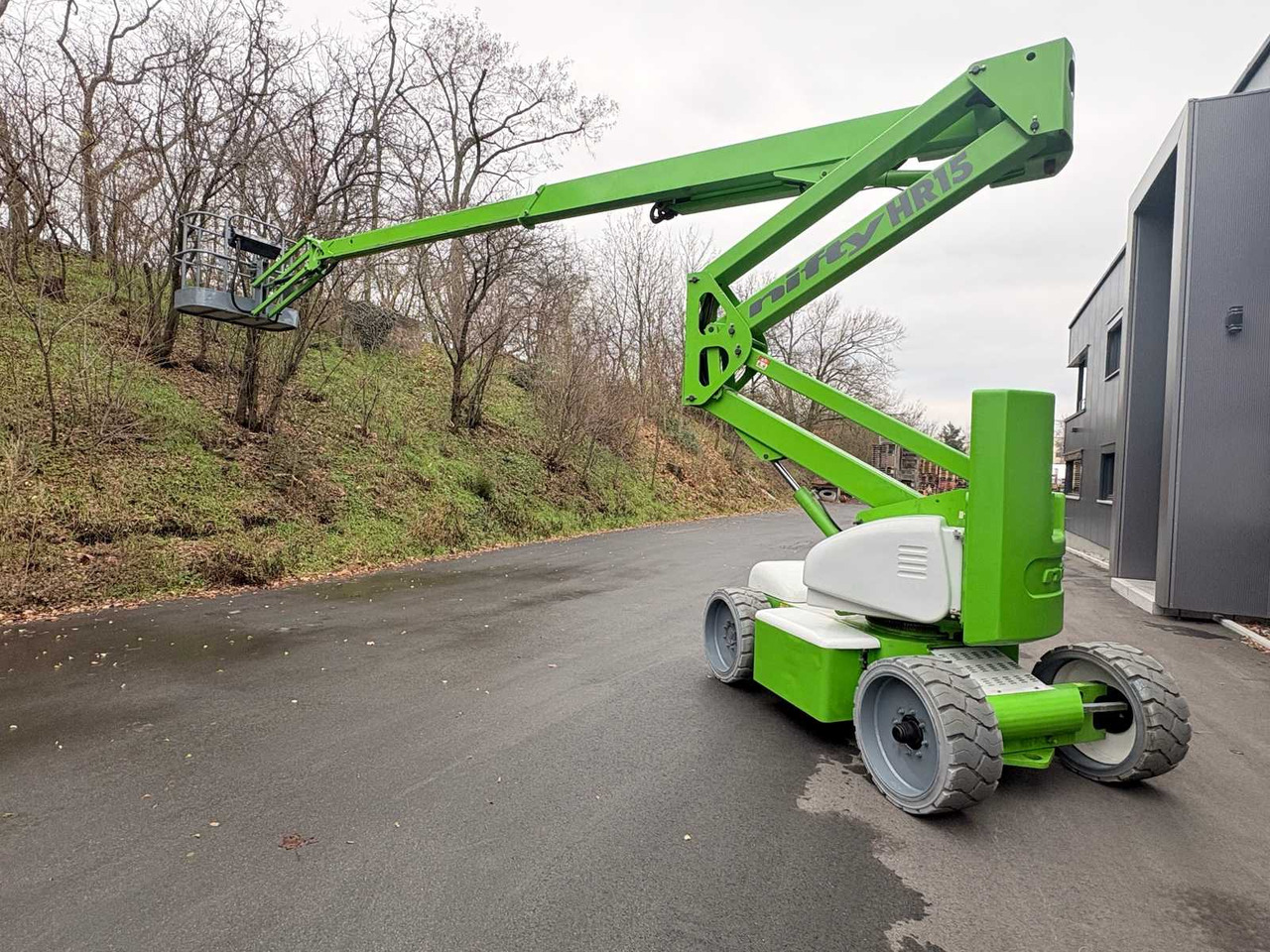NIFTYLIFT HR15 NE - ARTICULATED TELESCOPIC BOOM LIFT (2008) - Platvorm: pilt 3 NIFTYLIFT HR15 NE - ARTICULATED TELESCOPIC BOOM LIFT (2008) - Platvorm: pilt 3