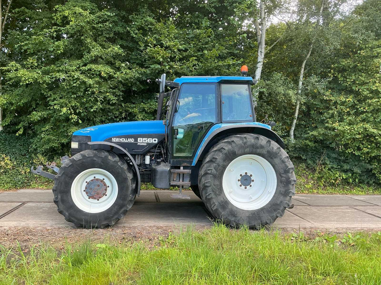 New Holland 8560 - Traktor: pilt 4 New Holland 8560 - Traktor: pilt 4