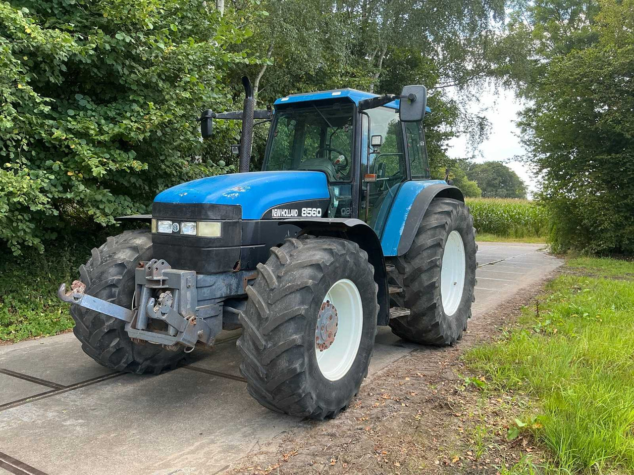 New Holland 8560 - Traktor: pilt 1 New Holland 8560 - Traktor: pilt 1