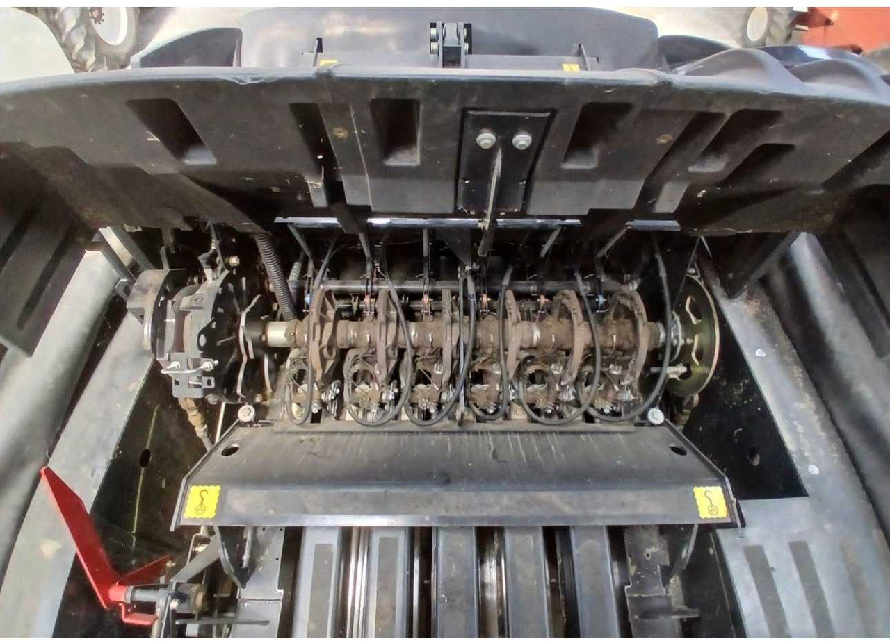 New Holland BB1270 - Heinapress, kandiline: pilt 5 New Holland BB1270 - Heinapress, kandiline: pilt 5