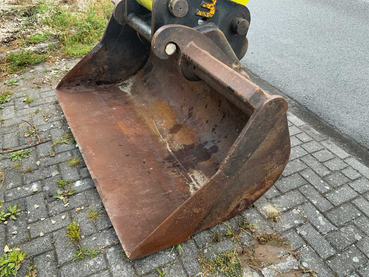 Lintekskavaator New Holland E 215B: pilt 27