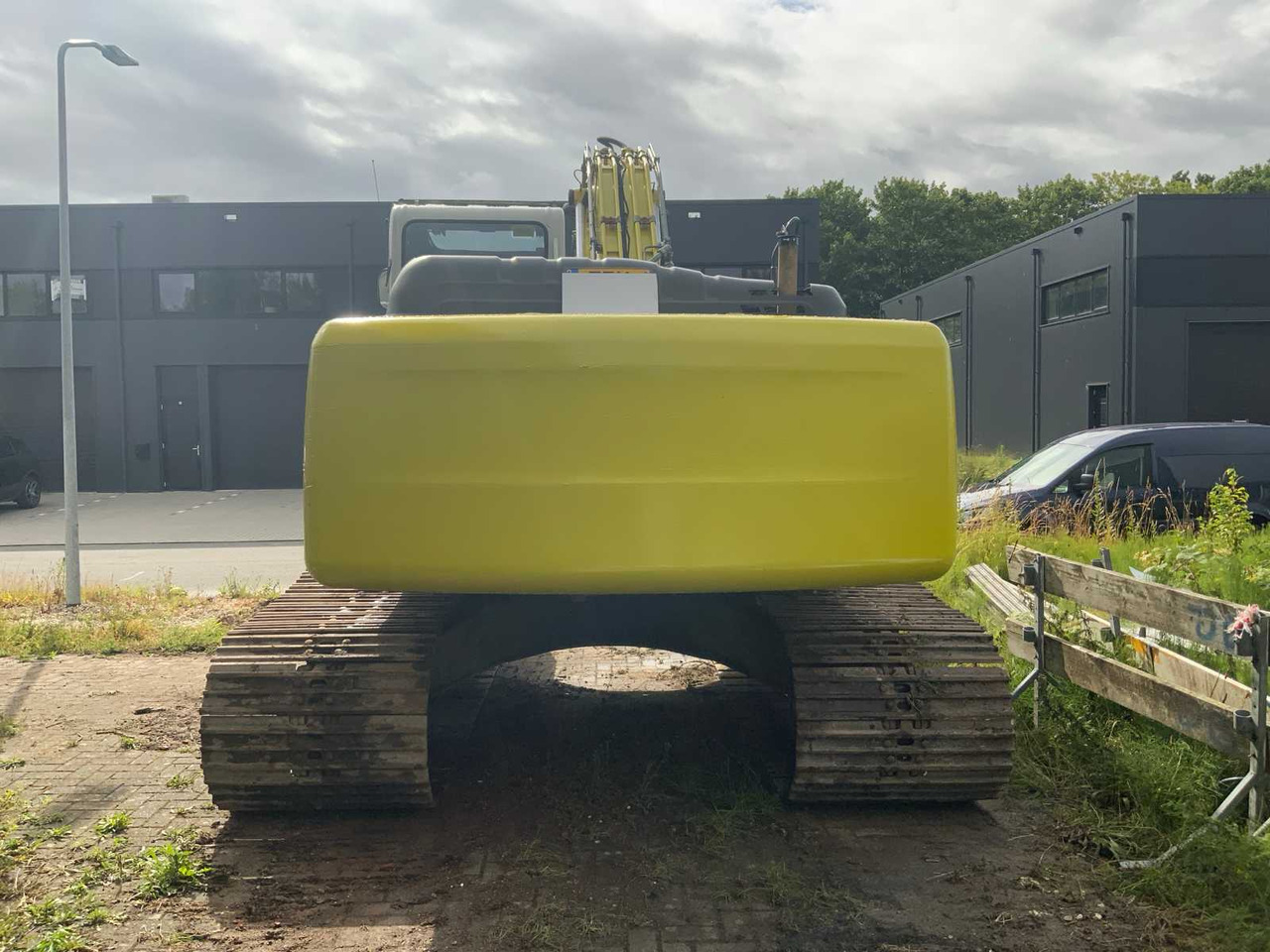 Lintekskavaator New Holland E 215B: pilt 6