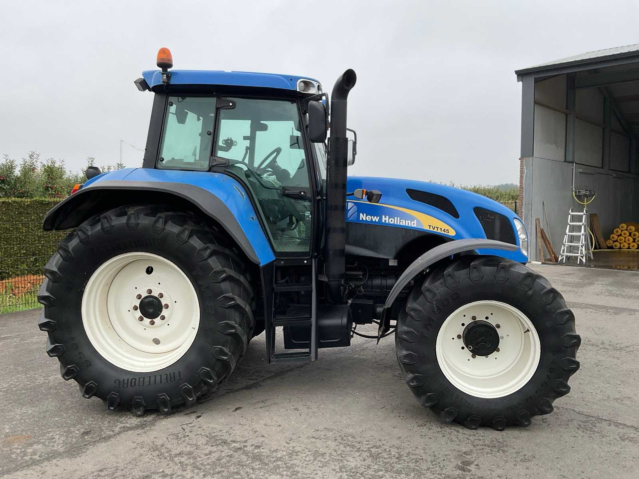 New Holland TVT145 - Traktor: pilt 5 New Holland TVT145 - Traktor: pilt 5