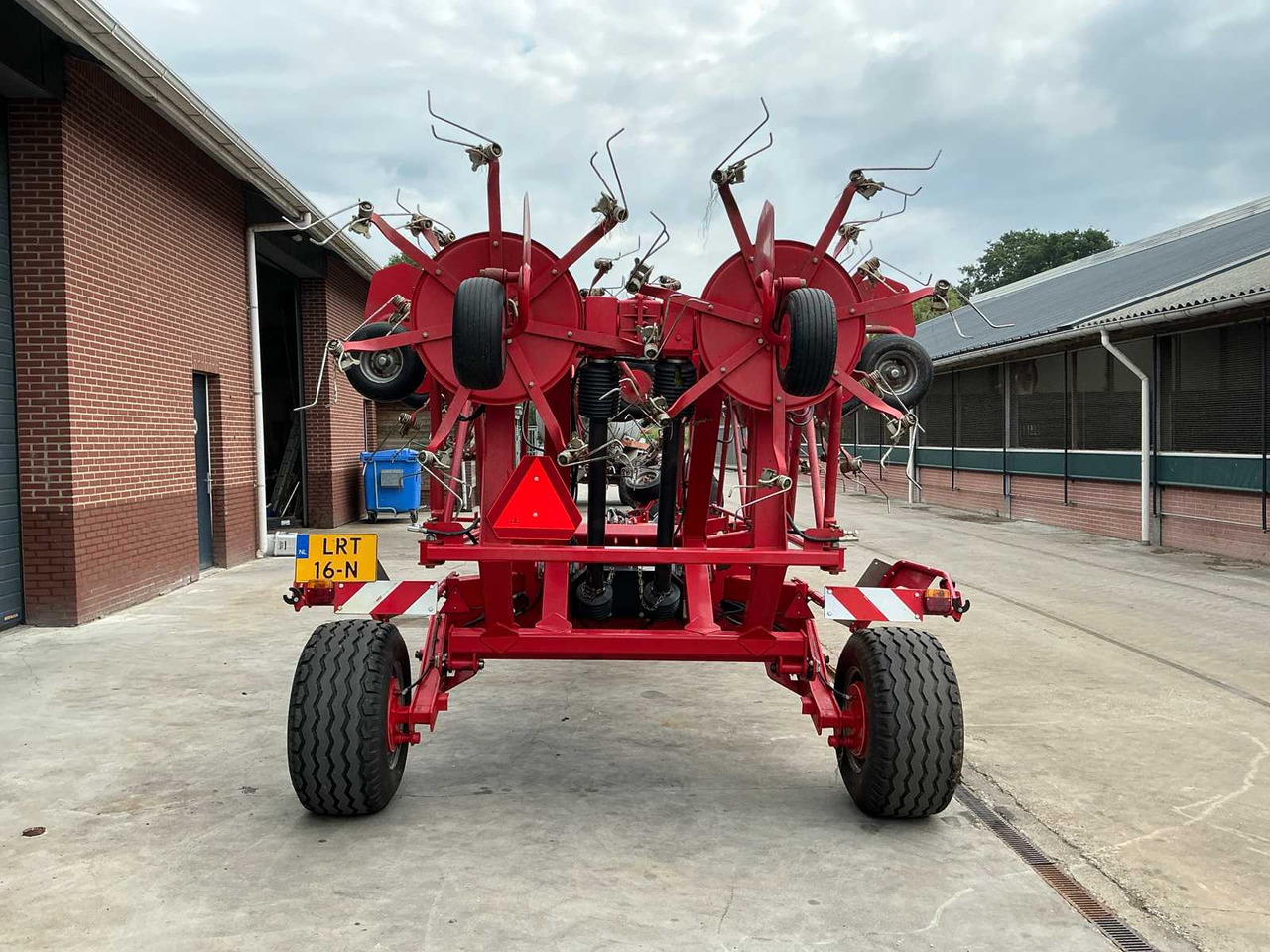 Lely Lotus 1500 - Põllutööseade: pilt 4 Lely Lotus 1500 - Põllutööseade: pilt 4