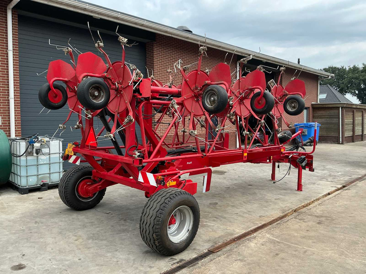 Lely Lotus 1500 - Põllutööseade: pilt 5 Lely Lotus 1500 - Põllutööseade: pilt 5