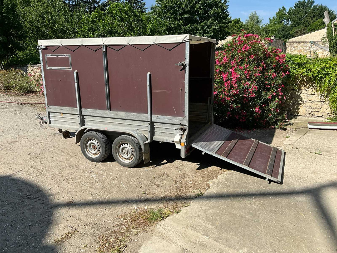 Pongratz EPA 300 T - Loomaveo järelhaagis: pilt 3 Pongratz EPA 300 T - Loomaveo järelhaagis: pilt 3