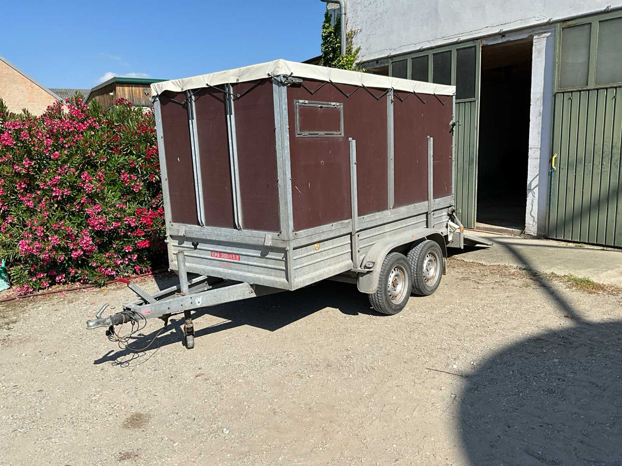 Pongratz EPA 300 T - Loomaveo järelhaagis: pilt 2 Pongratz EPA 300 T - Loomaveo järelhaagis: pilt 2