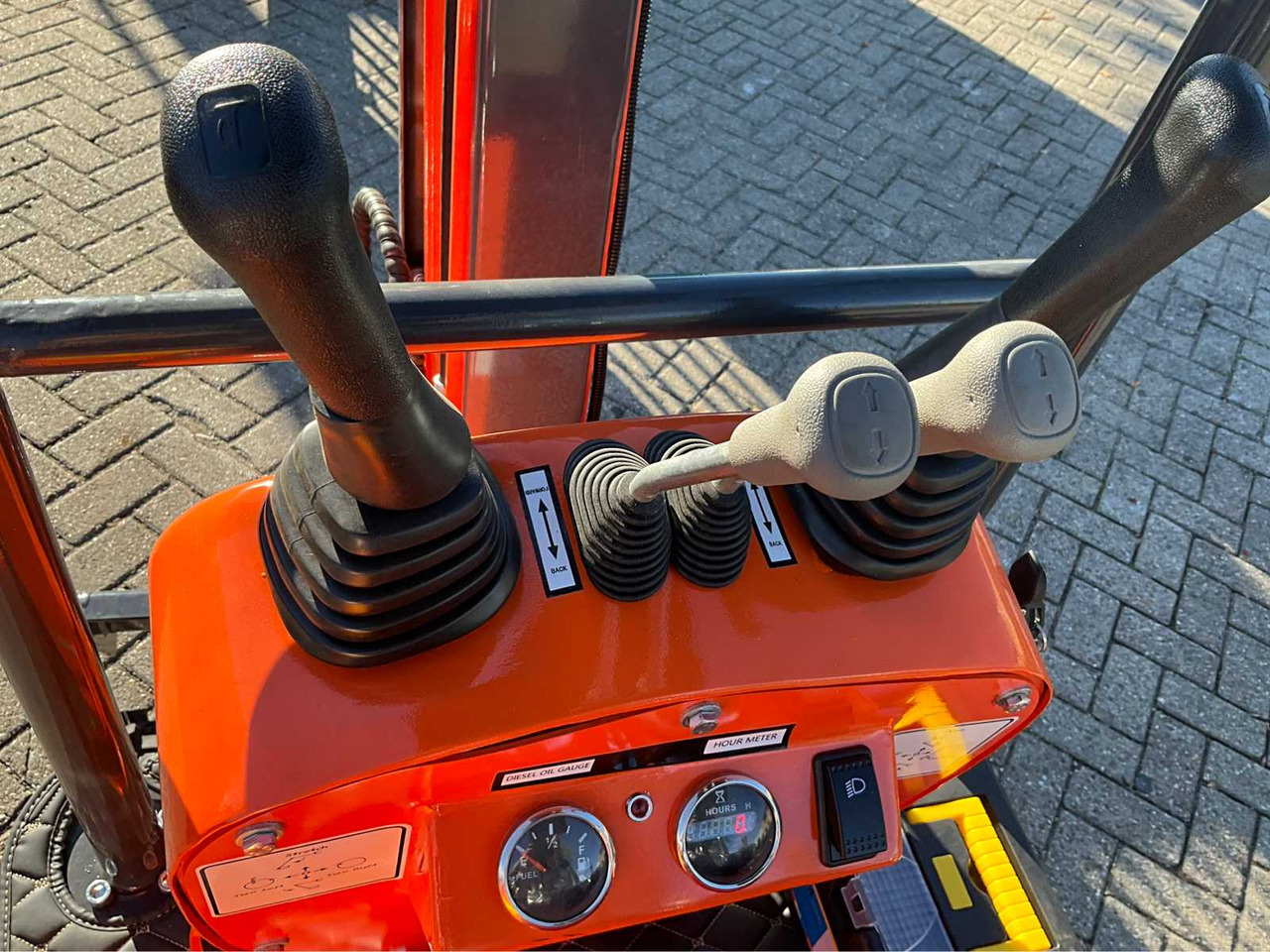 Miniekskavaator RTE CX10T: pilt 11