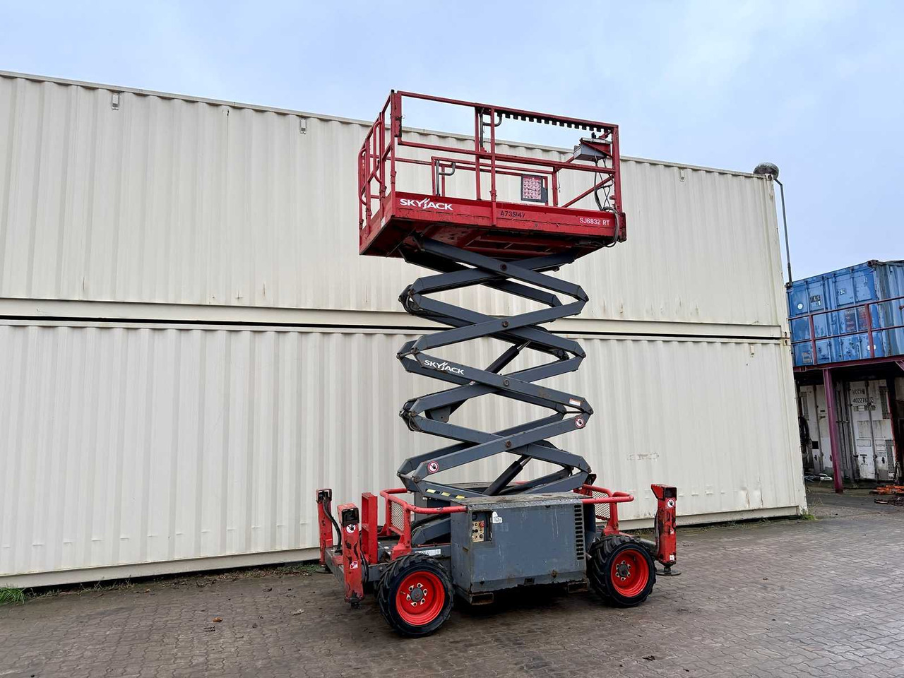 SKYJACK - SJ6832RT - 4X4 - DIESEL - 11.8 METERS - 2016 - AERIAL WORK PLATFORM - Platvorm: pilt 2 SKYJACK - SJ6832RT - 4X4 - DIESEL - 11.8 METERS - 2016 - AERIAL WORK PLATFORM - Platvorm: pilt 2