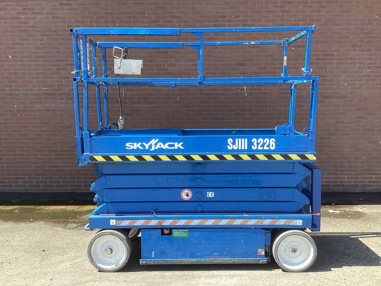 SKYJACK SJIII 3226 - Platvorm: pilt 1 SKYJACK SJIII 3226 - Platvorm: pilt 1