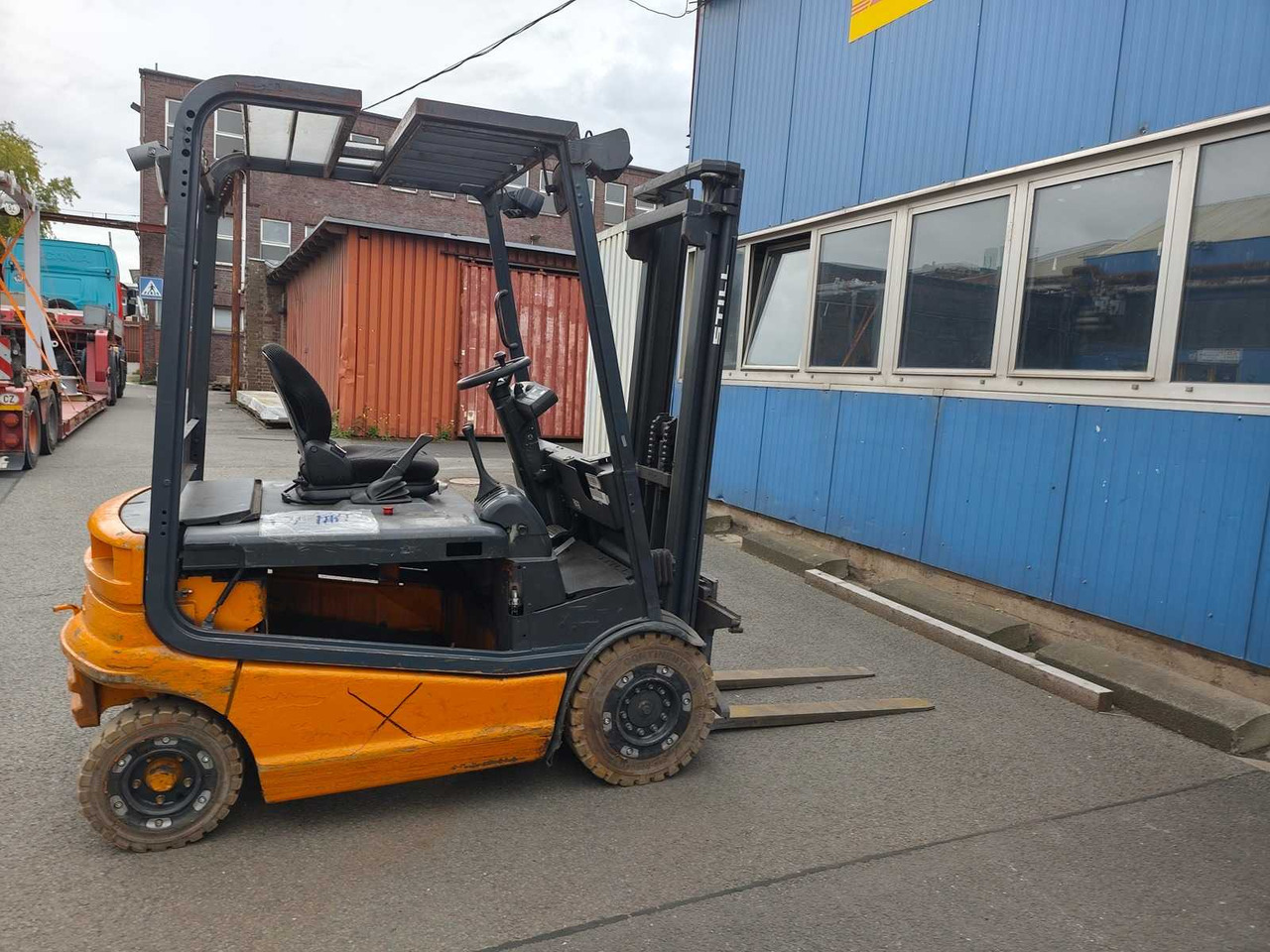 STILL - R 60-25 - FORKLIFT TRUCKS ELECTRIC WITHOUT BATTERY - 1999 - Kahveltõstuk: pilt 4 STILL - R 60-25 - FORKLIFT TRUCKS ELECTRIC WITHOUT BATTERY - 1999 - Kahveltõstuk: pilt 4