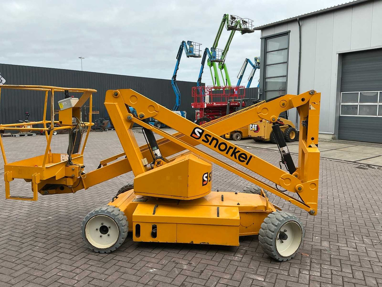 Snorkel A38E - Platvorm: pilt 5 Snorkel A38E - Platvorm: pilt 5