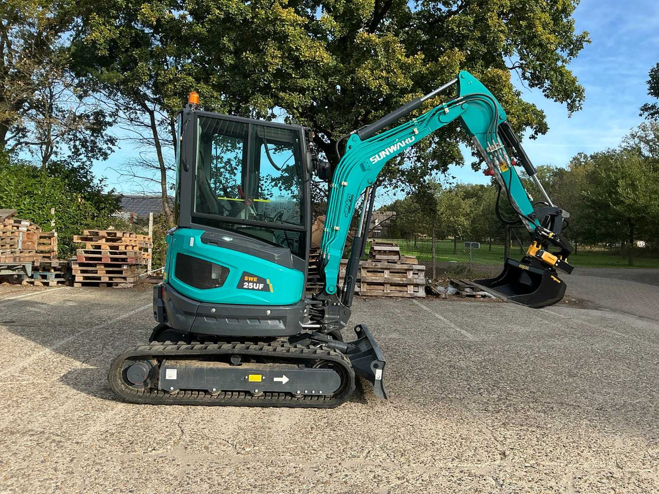 Sunward SWE25UF - Lintekskavaator: pilt 4 Sunward SWE25UF - Lintekskavaator: pilt 4