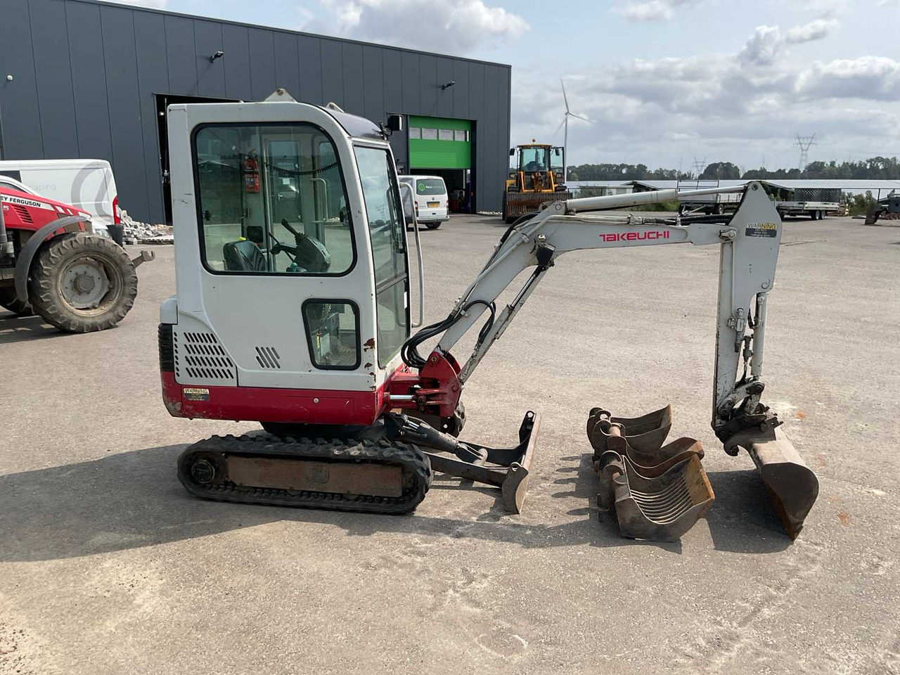 Takeuchi TB016 - Miniekskavaator: pilt 4 Takeuchi TB016 - Miniekskavaator: pilt 4