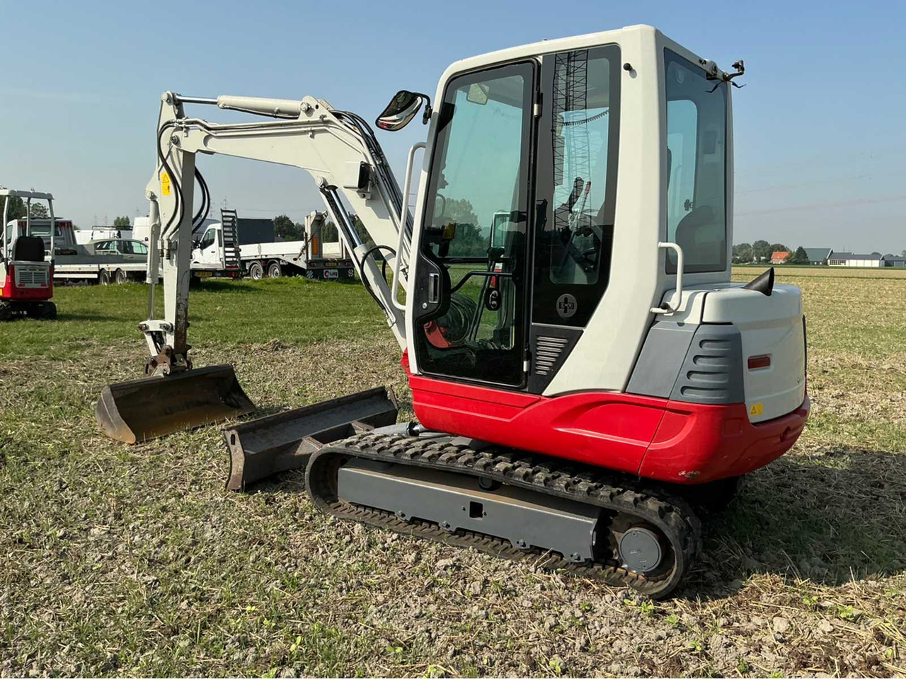 Takeuchi TB235 - Lintekskavaator: pilt 3 Takeuchi TB235 - Lintekskavaator: pilt 3