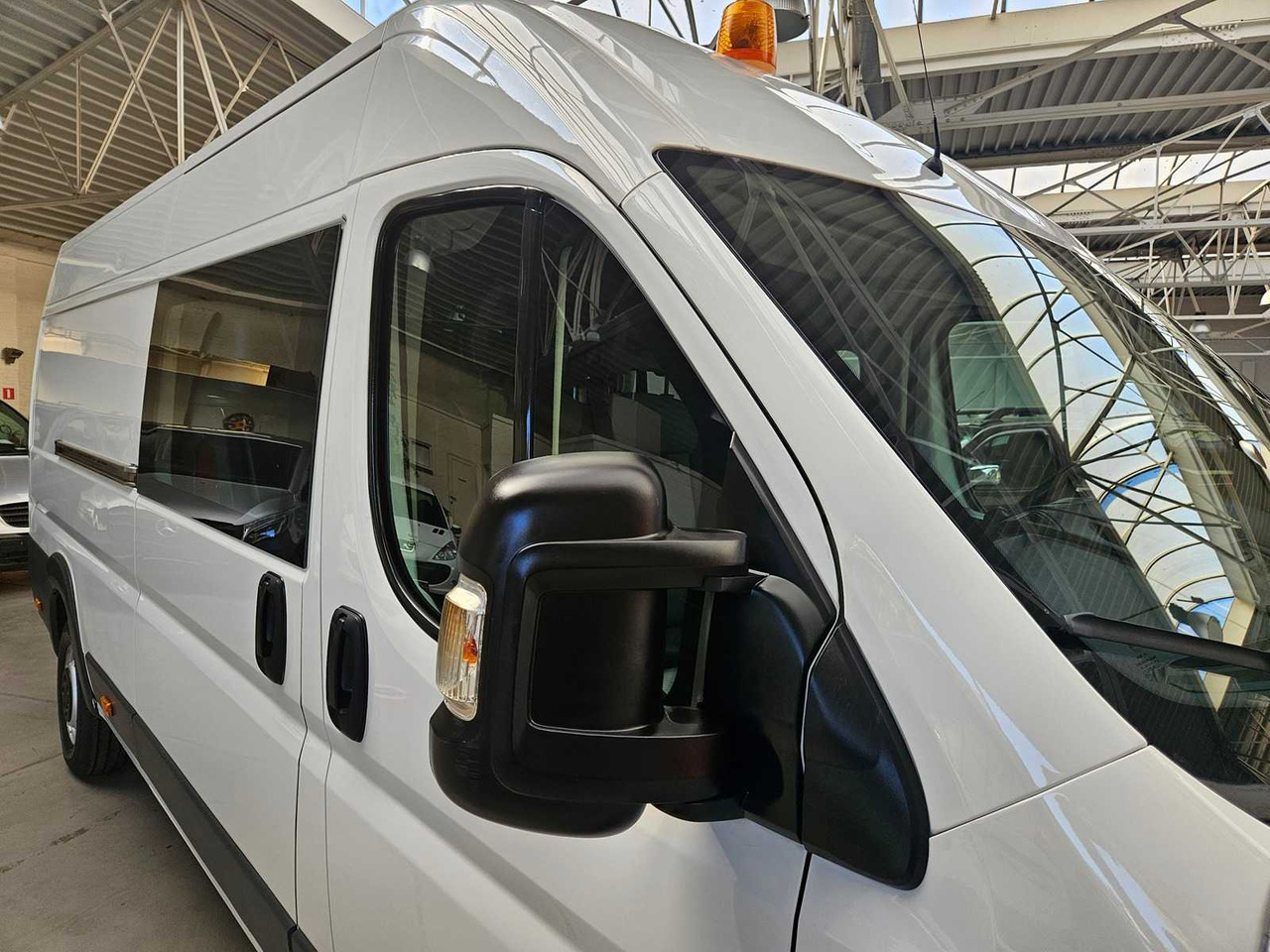 Tarbesõiduk 2013 FIAT DUCATO - DOUBLE CAB !! 52,000KM!!: pilt 10 Tarbesõiduk 2013 FIAT DUCATO - DOUBLE CAB !! 52,000KM!!: pilt 10