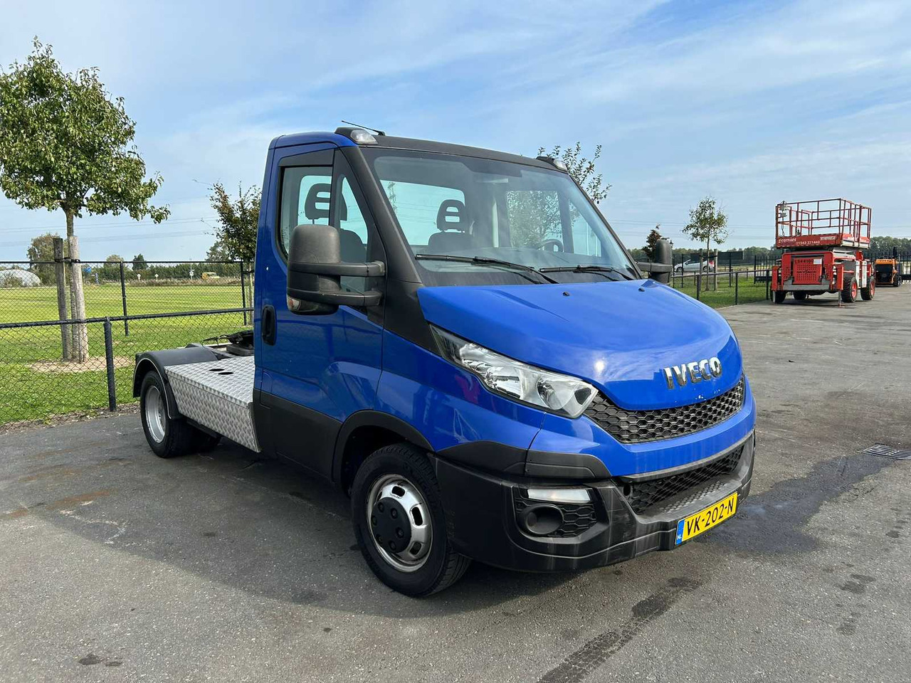 2014 IVECO DAILY DAILY 40C17 3.0 300 BE SEMI-TRAILER TRACTOR - Tarbesõiduk: pilt 4 2014 IVECO DAILY DAILY 40C17 3.0 300 BE SEMI-TRAILER TRACTOR - Tarbesõiduk: pilt 4