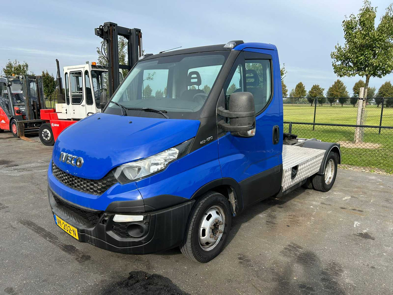 2014 IVECO DAILY DAILY 40C17 3.0 300 BE SEMI-TRAILER TRACTOR - Tarbesõiduk: pilt 1 2014 IVECO DAILY DAILY 40C17 3.0 300 BE SEMI-TRAILER TRACTOR - Tarbesõiduk: pilt 1