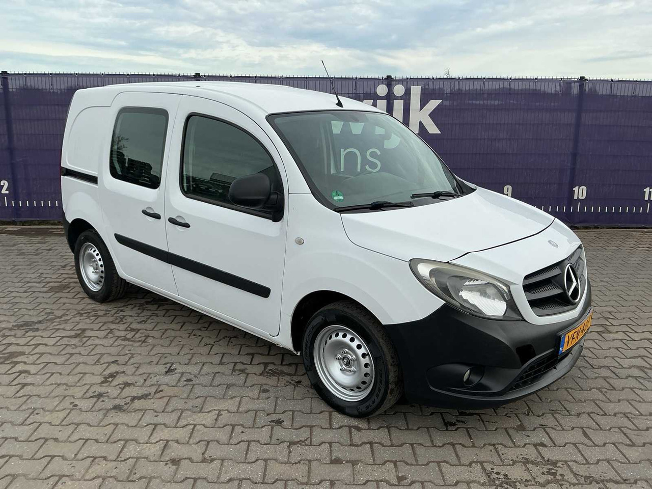 2014 - MERCEDES-BENZ - CITAN - 108 CDI ECONOMY - COMMERCIAL VEHICLE - Tarbesõiduk: pilt 2 2014 - MERCEDES-BENZ - CITAN - 108 CDI ECONOMY - COMMERCIAL VEHICLE - Tarbesõiduk: pilt 2