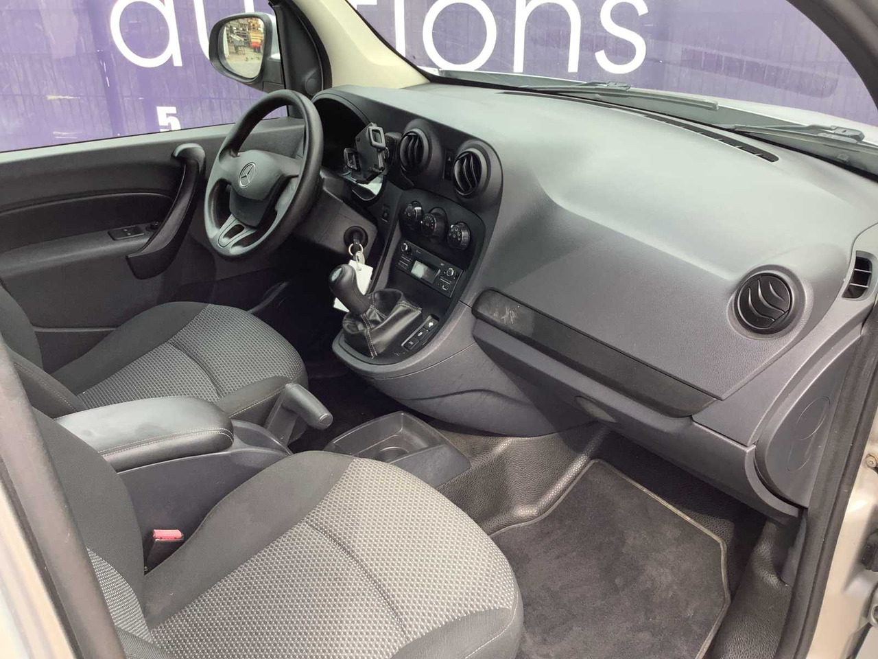 2014 - MERCEDES-BENZ - CITAN - 109 CDI BLUEEFF. - COMPANY CAR - Tarbesõiduk: pilt 5 2014 - MERCEDES-BENZ - CITAN - 109 CDI BLUEEFF. - COMPANY CAR - Tarbesõiduk: pilt 5