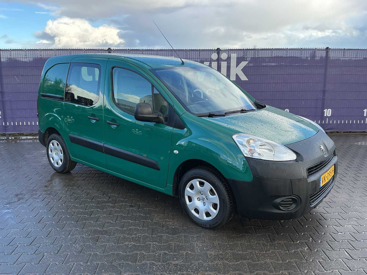 2014 - PEUGEOT - PARTNER - 120 1.6 HDI L1XR PR+ - COMMERCIAL VEHICLE - Tarbesõiduk: pilt 2 2014 - PEUGEOT - PARTNER - 120 1.6 HDI L1XR PR+ - COMMERCIAL VEHICLE - Tarbesõiduk: pilt 2