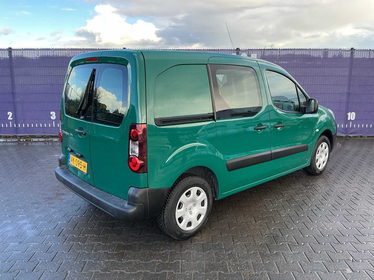 2014 - PEUGEOT - PARTNER - 120 1.6 HDI L1XR PR+ - COMMERCIAL VEHICLE - Tarbesõiduk: pilt 4 2014 - PEUGEOT - PARTNER - 120 1.6 HDI L1XR PR+ - COMMERCIAL VEHICLE - Tarbesõiduk: pilt 4