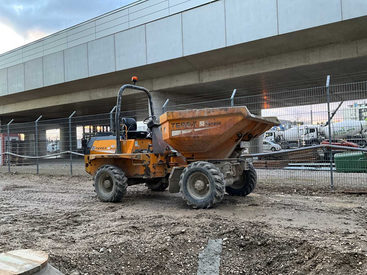 Terex PS5000 - Põllutöö tõstuk-järelhaagis/ Kallur: pilt 2 Terex PS5000 - Põllutöö tõstuk-järelhaagis/ Kallur: pilt 2