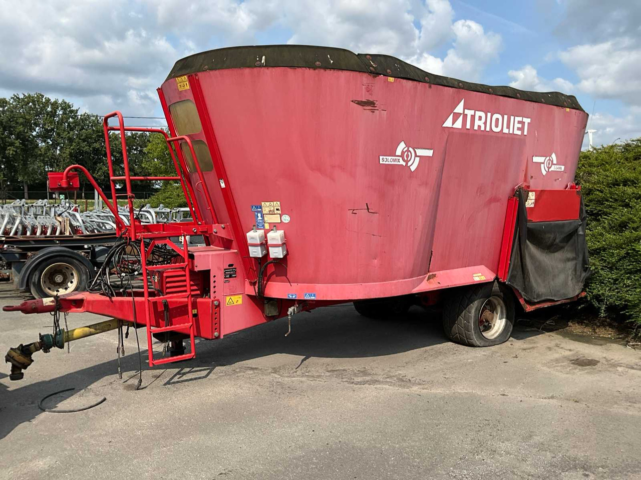 Trioliet SM-2-24L-ZK - Söödasegamisvanker: pilt 1 Trioliet SM-2-24L-ZK - Söödasegamisvanker: pilt 1