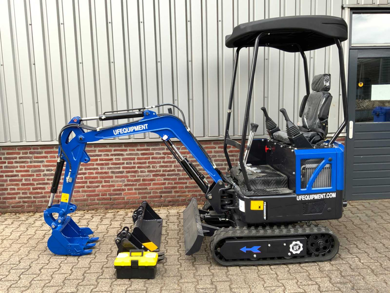 UF Equipment NM-E15 - Lintekskavaator: pilt 2 UF Equipment NM-E15 - Lintekskavaator: pilt 2