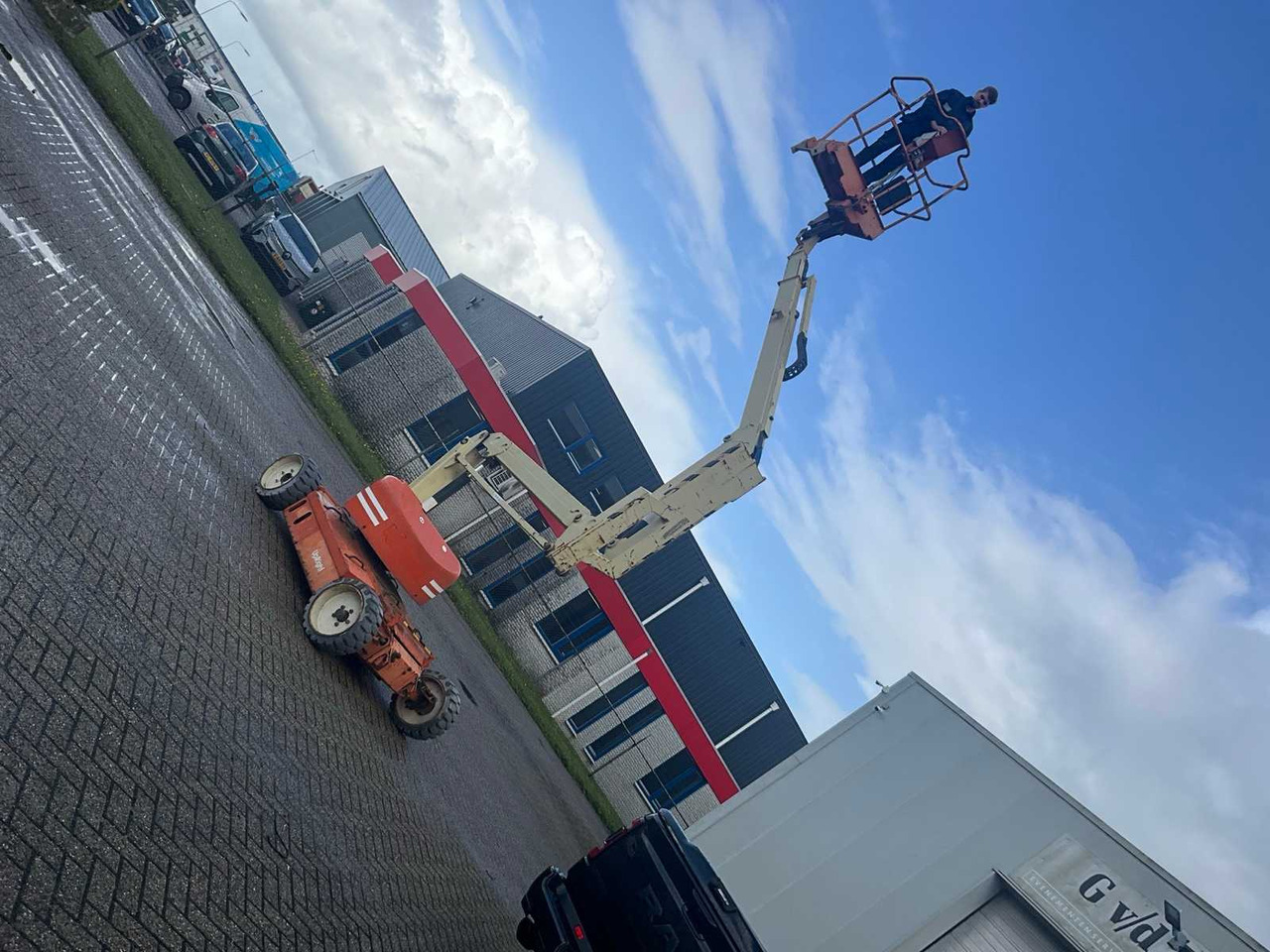 "UPRIGHT" - AB38N - ARTICULATED TELESCOPIC BOOM LIFT - 2007 - Platvorm: pilt 5 "UPRIGHT" - AB38N - ARTICULATED TELESCOPIC BOOM LIFT - 2007 - Platvorm: pilt 5