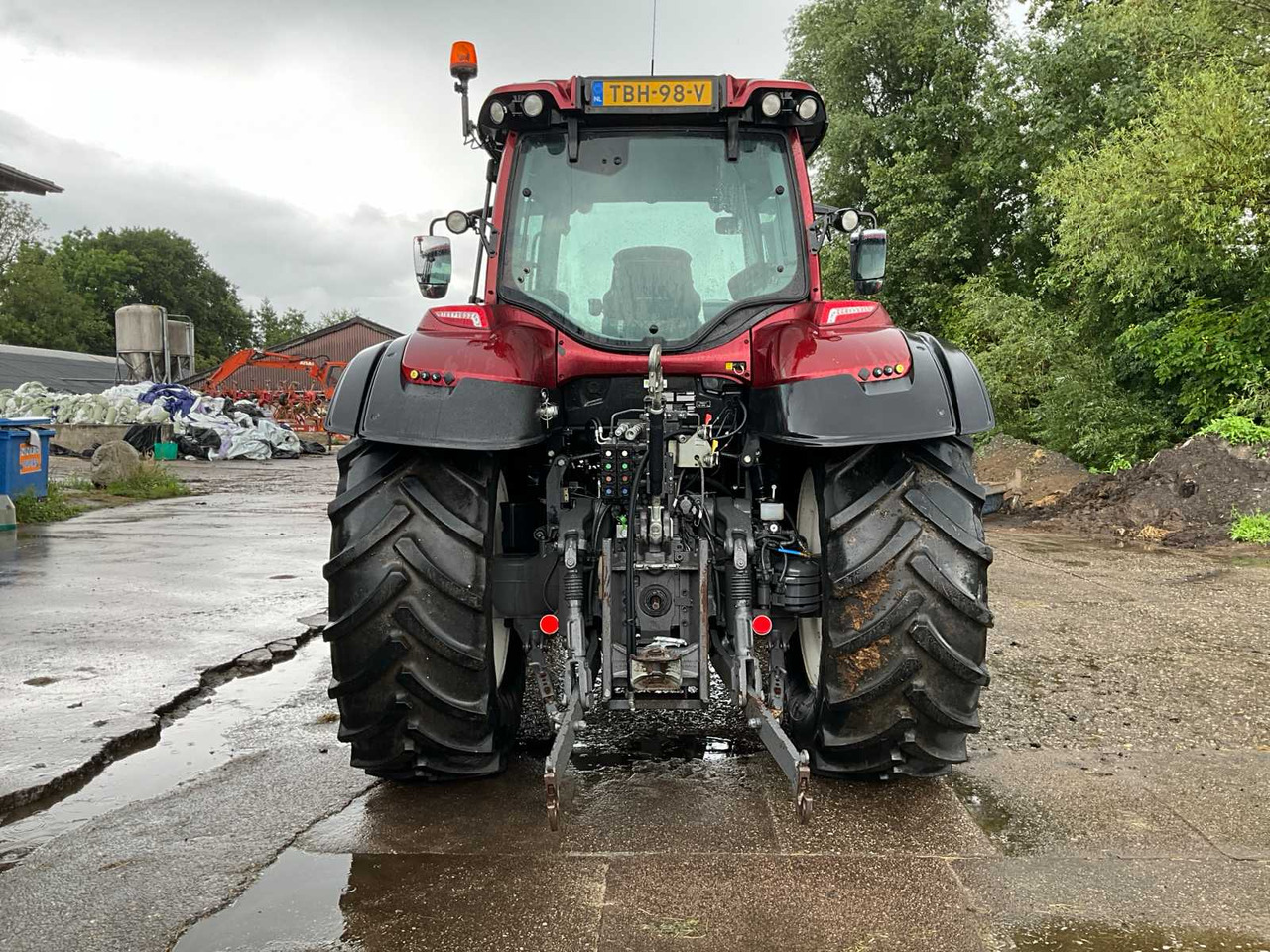 Traktor Valtra T214 A: pilt 8