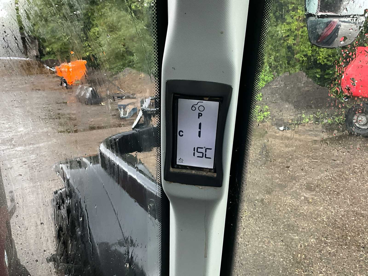 Traktor Valtra T214 A: pilt 39