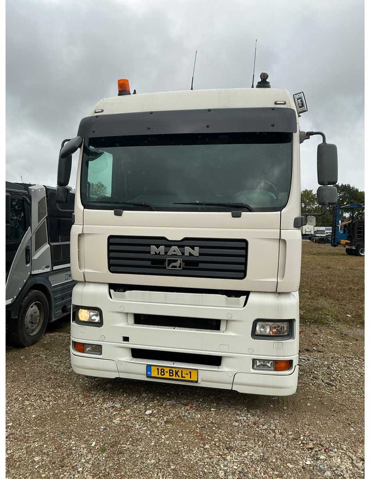 2007 MAN TGA 18.440 4X2 LLS-U 4X2 SEMI-TRAILER TRACTOR - Veoauto: pilt 2 2007 MAN TGA 18.440 4X2 LLS-U 4X2 SEMI-TRAILER TRACTOR - Veoauto: pilt 2
