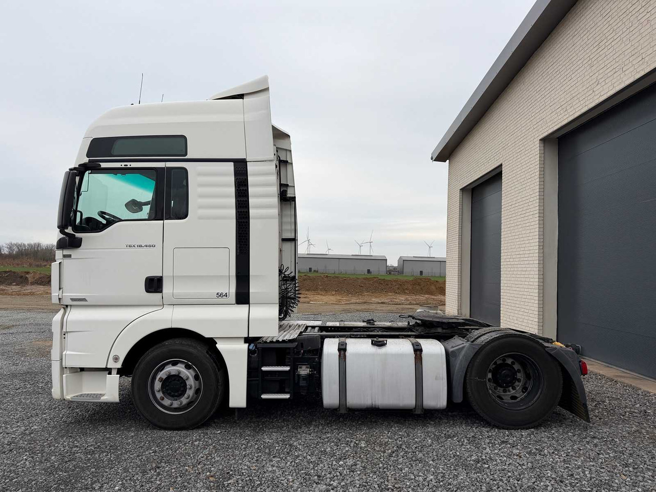 MAN - TGX 18.460 - 2018 - TRACTOR UNIT - Veoauto: pilt 5 MAN - TGX 18.460 - 2018 - TRACTOR UNIT - Veoauto: pilt 5