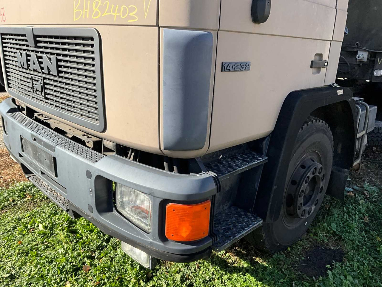 Veoauto TRACTOR UNIT WITH SEMI-TRAILER: pilt 16 Veoauto TRACTOR UNIT WITH SEMI-TRAILER: pilt 16