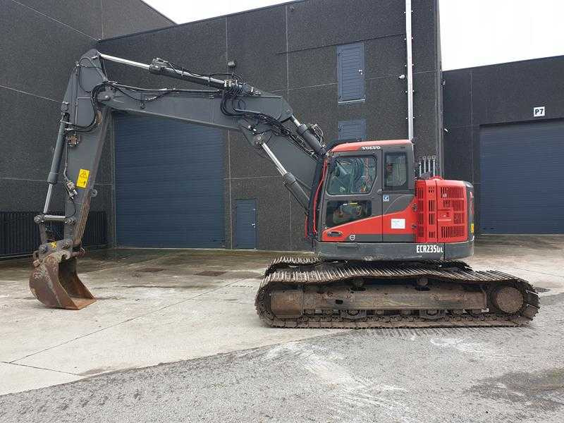 Volvo ECR 235 DL - Lintekskavaator: pilt 1 Volvo ECR 235 DL - Lintekskavaator: pilt 1