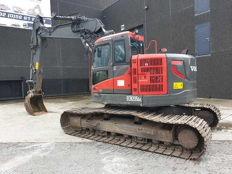 Volvo ECR 235 DL - Lintekskavaator: pilt 3 Volvo ECR 235 DL - Lintekskavaator: pilt 3