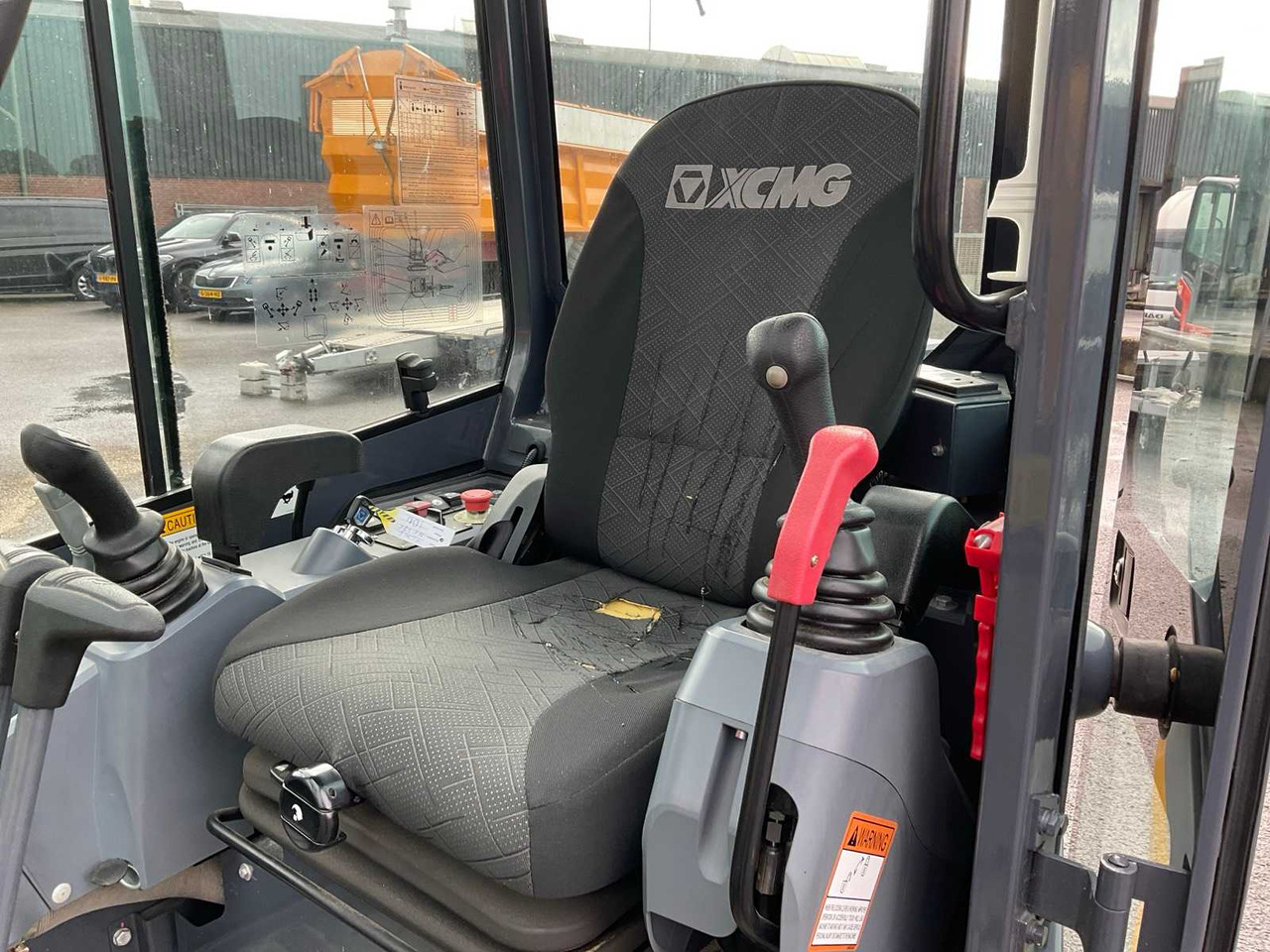 Miniekskavaator XCMG XE27E: pilt 19 Miniekskavaator XCMG XE27E: pilt 19