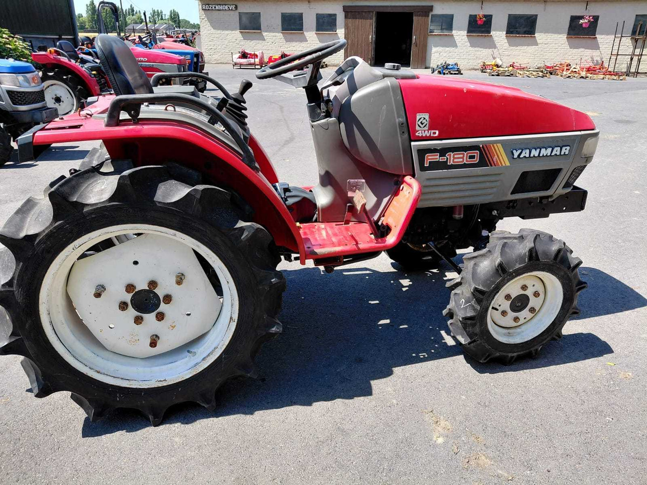 Yanmar F180 - Väiketraktor: pilt 3 Yanmar F180 - Väiketraktor: pilt 3