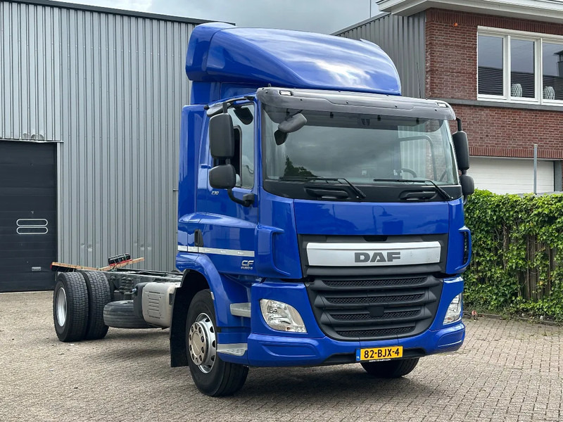 DAF CF 250 CF250. EURO6. - Kabiinišassiiga veoauto: pilt 2 DAF CF 250 CF250. EURO6. - Kabiinišassiiga veoauto: pilt 2