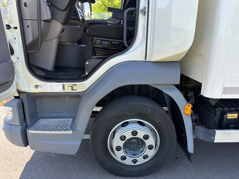 DAF LF 230 LF230.12 EURO6. 61797km!! 440x244x228 Bakwagen met Laadklep. als in NIEUWSTAAT!! - Kasti veoauto: pilt 5 DAF LF 230 LF230.12 EURO6. 61797km!! 440x244x228 Bakwagen met Laadklep. als in NIEUWSTAAT!! - Kasti veoauto: pilt 5
