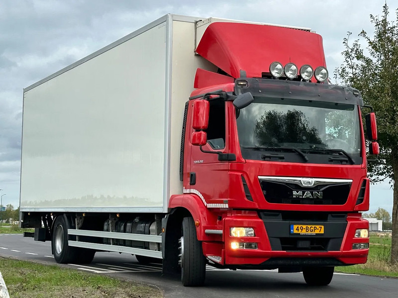 MAN TGM TGM 18.290 GEÏSOLEERDE OPBOUW - Kasti veoauto: pilt 2 MAN TGM TGM 18.290 GEÏSOLEERDE OPBOUW - Kasti veoauto: pilt 2