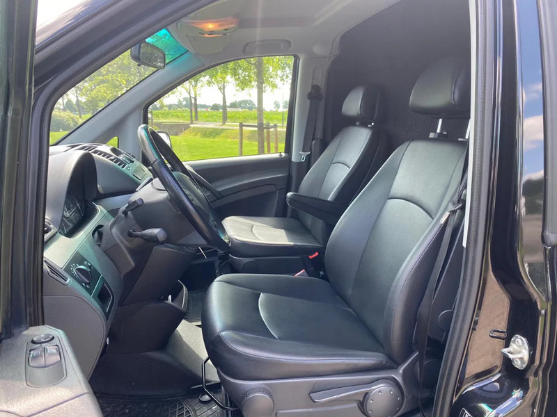 Mercedes-Benz Vito V6 6-Cilinder 2014. 79210km. Als in NIEUWSTAAT! - Väike kaubik: pilt 5 Mercedes-Benz Vito V6 6-Cilinder 2014. 79210km. Als in NIEUWSTAAT! - Väike kaubik: pilt 5